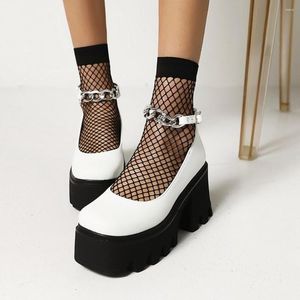 Chaussures de chaîne de robes pour femmes Lolita Oeing 873 Boucle de ceinture en métal Gothic Punk Pumps Plateforme