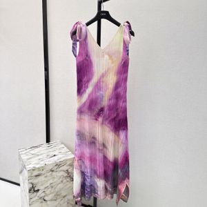 Damesjurk paarse extra grote elastische geplooide jurk