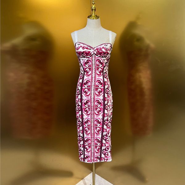 robe femme robe midi en soie imprimée porcelaine rouge et blanche à bretelles froncées