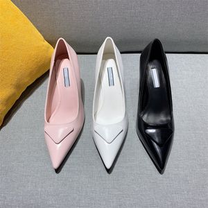 Femmes Chaussures Habillées Chaussures De Ballet Designer De Luxe Pointu Triangle Bouton Talons Aiguilles Chaussures Simples Sandales À Bretelles Fête De Mariage Talons Hauts