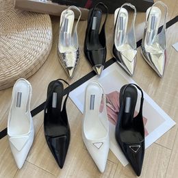 Zapatos de vestir para mujer Zapatos de vestir Diseñador de lujo Top Correa de cuero brillante Fiesta de boda Novia Tacones altos puntiagudos