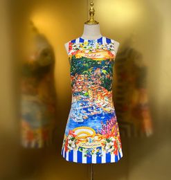Mouwloze damesjurk met verzamelde taille Siciliaanse zeezicht bedrukte mini-jurk