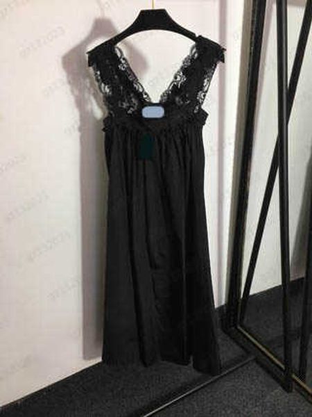 Vestidos para mujer Marca Clásico Triángulo Logo Decoración Tirante de encaje Vestido con cuello en V Tela de nailon respetuosa con el medio ambiente Ahueca hacia fuera Vestidos maxiskit sexy