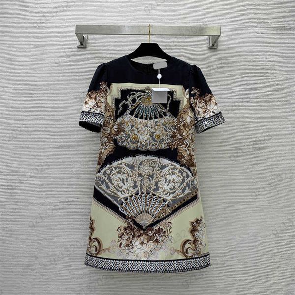 Vestidos para mujer Pecho Pesado Diamante Tachonado Cuentas de uñas Estampado vintage Vestido de manga corta Una versión de la cintura del corsé Adelgazamiento Cuello redondo Joker Maxiskit