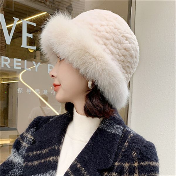 Chapeau d'hiver élégant en vraie fourrure de lapin pour femmes, bonnet tricoté, protège-oreilles avec bonnet à bord en vraie fourrure de renard