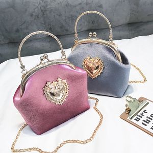 Sac en soirée pour femmes Design Handbag Wedding Womens Sac à épaule femme Party Fashion Handbag Plack Chain Cross Body Body Sac 240425