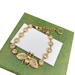 Braccialetti di cristallo di moda da donna Regalo di San Valentino Bracciale in oro Designer Bracciale con lettera vuota Gioielli stile vintage per le donne304O