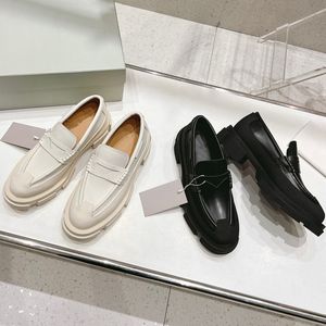 Fashion en cuir de la mode pour femmes chaussures mobatples d￩contract￩es talon bas de talon de semelle chunky glissade sur l'orteil rond ￩l￩gant