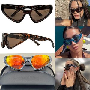 Fashion Womens Millennium Spicy Girl Style Sunglasses Men de haute qualité High Quality Outdoor Goggles UV Protection Sunglasses avec emballage d'origine BB0202S