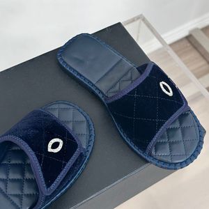 Sandalias De Tacón Plano Para Mujer Zapatillas De Terciopelo De Diseñador Diapositivas De Piel De Vaca Clásico Azul Marino Mulas Con Textura Acolchada Zapato De Ocio Retro Para Mujer Al Aire Libre Zapato Casual Para Mujer