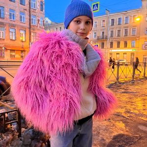 Damesbont-imitatiejas Herfst- en wintertop Mode Roze Kunstmatige Elegante Dikke Warme Jas 231118