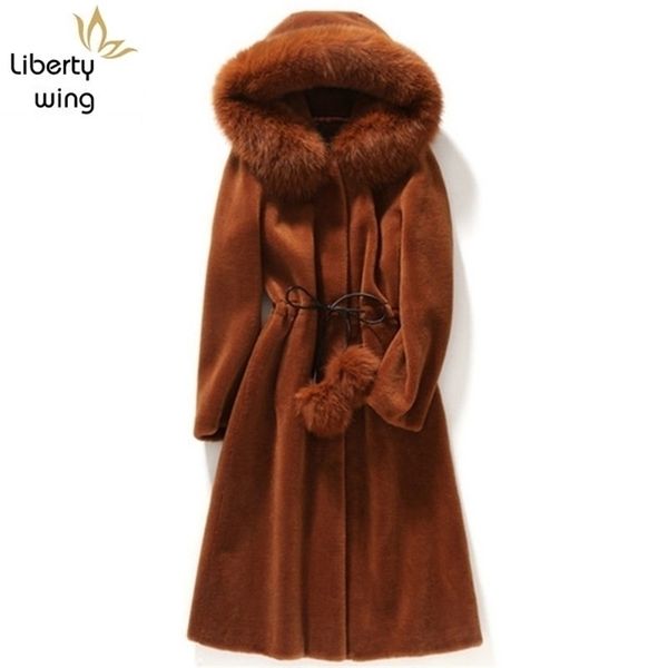 Femmes Fourrure Faux Réel Long Manteau Femelle Mouton Naturel Cisaillement Pardessus Avec Véritable Col À Capuchon Laine Hiver Veste Chaude Femmes 220930