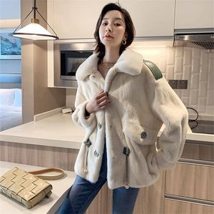 Dames bont faux winterjas vrouwelijke Koreaanse versie casual korte Rex Rabbit Epaulet Wind Breakher Drawing Taille Rapel Real Jacket 220929