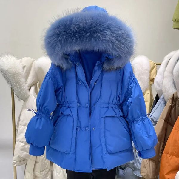 Chaqueta de plumón de invierno de imitación de piel para mujer, abrigo de pato blanco 90%, cuello de mapache real, azul Klein, cálido, grueso, suelto, 231018