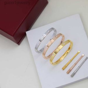 dames gouden diamanten armband Mens gepersonaliseerde armband designer sieraden kwaliteit Titanium legering materiaal Zweetbestendig vervagend