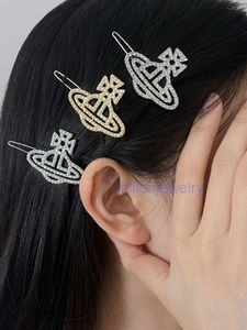 Coupe de cheveux pour femmes Barrettes de luxe Vivianeism Westwoodism Clamps Sparkling Diamond Planet Front Bang Cair Clip pour femmes Terminez la plaque Internet Hair Edge Clip