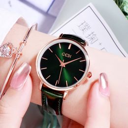 Dames hoogwaardige lichte luxe mode zoete frisse riem waterdicht quartz horloge montre de luxe geschenken A15