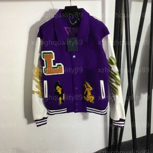 Chaqueta para mujer Abrigos de béisbol para hombre Chaquetas cálidas Modelos de pareja Elegante Guapo Bordar Carta Patchwork Abrigo de manga larga Ropa de diseñador púrpura Mujer