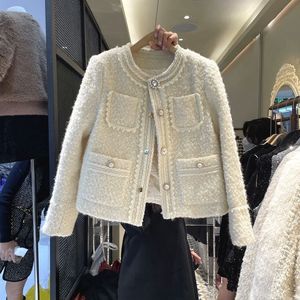 Chaquetas para mujer, diseño de hebilla de perla, elegante abrigo de lana gruesa con flores, pequeña fragancia, Tops de manga larga coreanos Chic de otoño