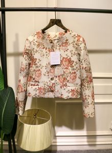 Vestes pour femmes Manteau jacquard vintage automne et hiver bouton doré petit col montant cardigan à manches longues tempérament haut court