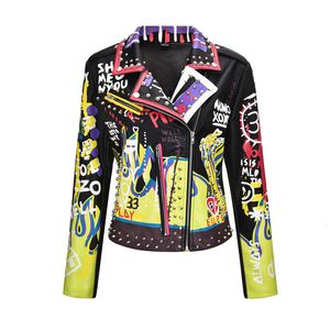 Damesjassen Winter Punk Rock Faux Leather Women Fire Graffiti en Eagle Patches bezaaid Rivet Fashion Streetwear Motorfietsjas 230818