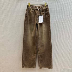 Marca de moda de jeans para mujeres Pantalones de mezclilla de pierna recta de caqui