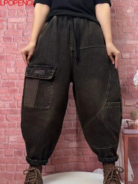 Mulheres jeans moda retalhos bolsos soltos veludo engrossado quente e apertado jeans mulheres escovadas roupas de rua retro denim harem calças 231215
