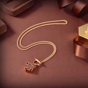 bracelet de bijoux pour femme pour femme bracelets de chaîne de créateur bracelet classique de luxe bijoux femme J821240X08 Bracelets en métal Anagram Cube avec boîte