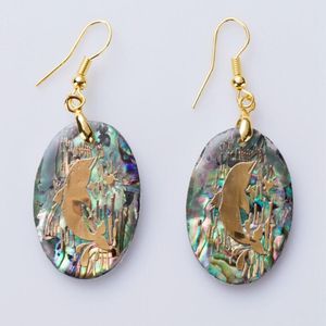 Bijoux pour femmes Boucles d'oreilles à crochet avec breloque en coquille d'ormeau naturel avec motif de dauphin en feuille d'or 5 paires