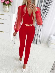 Dames jumpsuits rompertjes 2024 sexy diepe v-hals mesh jumpsuit met lange mouwen lente en herfst alles in één dames zwarte elegante kettingdecoratie feestjumpsui J240224