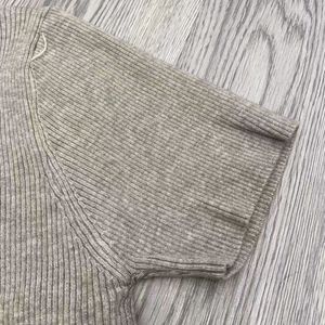 Pullage de pull en tricots pour femmes Designer rond du cou rond en laine tricotée à manches courtes à manches décontractées nouveaux pulls pulls sweats sweats sweat confortable