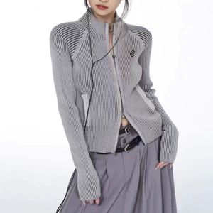 Femmes Tricots Tees Gris Vintage Zipper Cardigan Femmes Broderie Y2k Esthétique Grunge Chandail Vestes Courtes De Base Femme Mince Tricoté Manteaux Femme 230818