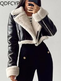 Cappotto da donna in pelle autunno inverno finto cappotto moda vintage cerniere in pelle casual semplice fresco corto morbido cappotti caldi 231115