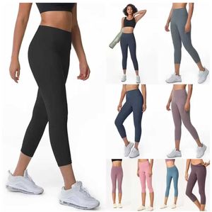 Leggings pour femmes recadrés Yoga pantalons minces femmes Fitness double face brossé nu peau amicale taille haute hanche course Capris entraînement Gym vêtements femme