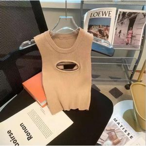 Femme Top T-shirt Hollow Out Designer Nouveau gilet sans manches en métal minceur