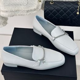 Mocassins pour femmes chaussures habillées en cuir de veau avec chaîne à enfiler mocassins espadrilles texture matelassée mules dames noir gris marron chaussure décontractée d'extérieur