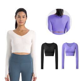 Camisas de manga larga para mujer Tops de tope de yoga de yoga empotrada en sujetador de soporte suave crema para sentirse atlética top atlética