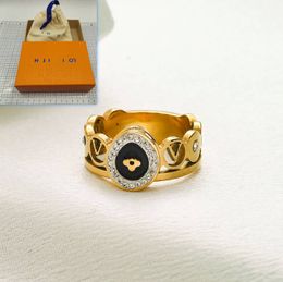 Banne de lettres cadeaux d'amour pour femmes bijoux en acier inoxydable bijoux de luxe Cadeau Gold plaqué de diamant en diamant Charme de marque HAUT BONE BOLAGE DE MEAL