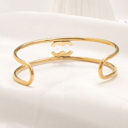 Womens Love Gifts Bangle 18K Gold Ploated Luxury Designer Sieraden Cuff Schakelbanden Keltische stijl Wedding Party Open Bracelet Groothandel ZG2250