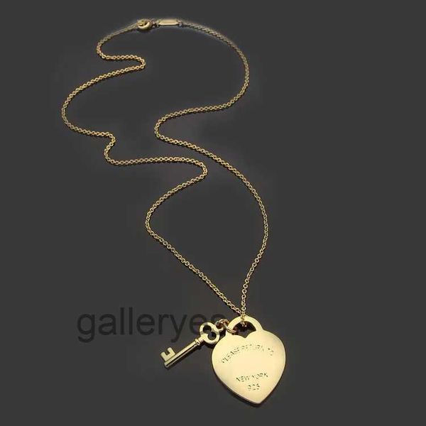 Colliers avec pendentif coeur d'amour pour femmes, bijoux de créateur, clé pour femmes, or/argent/rose avec emballage complet de marque comme cadeau de mariage et de noël 6A2B 6A2B