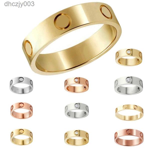 Anillo de amor para mujer Diseñador para hombre Anillos de banda de corazón Joyería de pareja Titanio Acero Moda Clásico Oro Plata Color rosa Tornillo con diamantes Tamaño 5-10 Caja roja GIF Z2CF