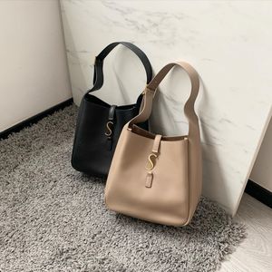 Bolsos de equipaje para mujer populares Diseñador de lujo cosmético Bolsos para axilas bolso de mano cruzado Hombro bolso de fin de semana le5a7 vagabundo para hombre Carteras de cuero genuino bolso de mano para dama