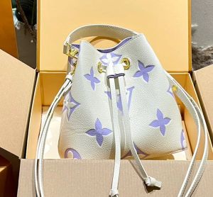 Designer de mode de luxe pour femmes Poi Bobo Series nano mini sac de seau Femme sac à main