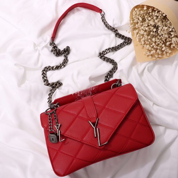 Bolso de hombro de lujo para mujer, bolso de diseñador de bolsos con cadena, bolso cruzado, cierre de accesorio de moda, bolso de mano con patrón de costura de diamantes de cuero de cabra de alta calidad