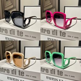 Lunettes de soleil de luxe pour femmes en lunettes unisexes créatives vertes noires avec lettre d'or plaqué métal