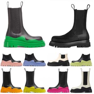 Femmes Mans Bottes de luxe Tire Lean Cuir Chelsea Femmes Bottillons Anti-dérapant Extérieur Vague Couleur Élastique Sangle Boot Crème Pinnk Vert Chaussures de créateurs