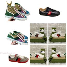 Chaussures pour femmes 1977S BABE Ace Sneakers Low Casual Casual With Box Sports Dreigner Tiger Broidered Black Blanc Green Stripes Jogging Wonderfasses Zapato 12