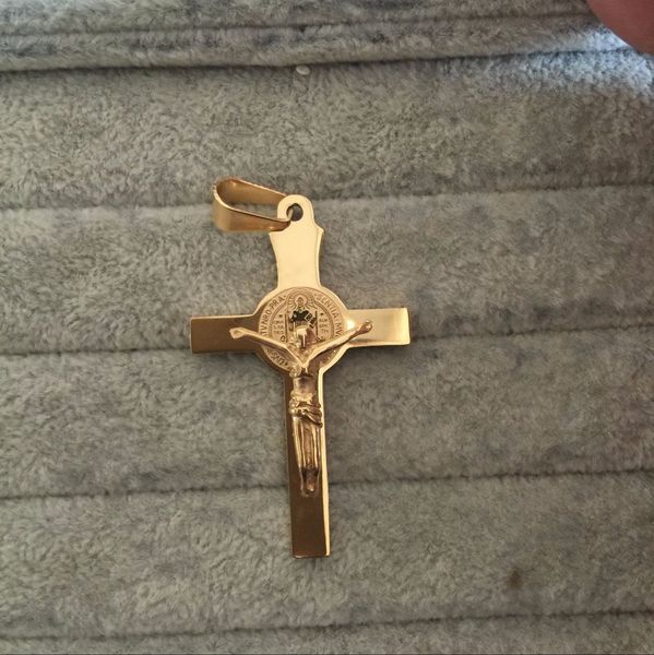 Collar con colgante de cruz para hombre para mujer con cadena Chapado en oro Crucifijo cruzado antiguo Collar con colgante de Jesús Cadena larga de 55 cm