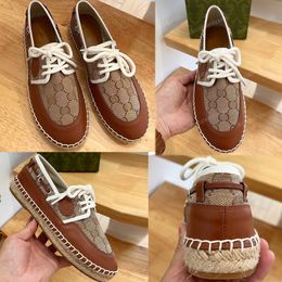 DAMES HEREN VETERSCHOEN 7257 Camel en ebbenhout canvas Lage hak Dit paar veterschoenen wordt gepresenteerd in liefhebbers van logo-motief Platte designer loafer Espadrilles schoenen