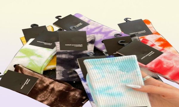 Calcetines con estampado Tie Dye para hombre y mujer, calcetín deportivo largo de algodón con estampado callejero, Harajuku, Hiphop, para hombre y mujer, pareja, calcetines altos, otoño Wi2755509